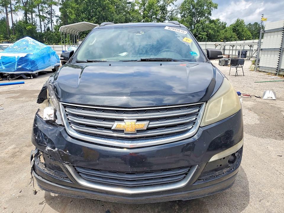 Photo 5 from auction – 2015 CHEVROLET TRAVERSE with VIN 1GNKRHKD5FJ320308