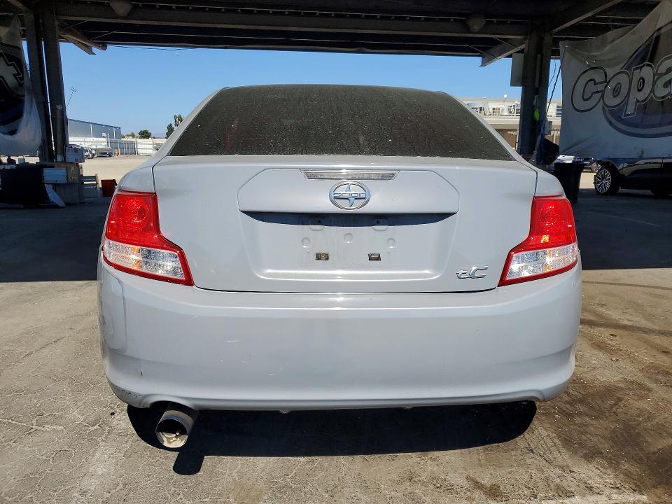 Photo 6 from auction – 2011 SCION TC with VIN JTKJF5C76B3004895