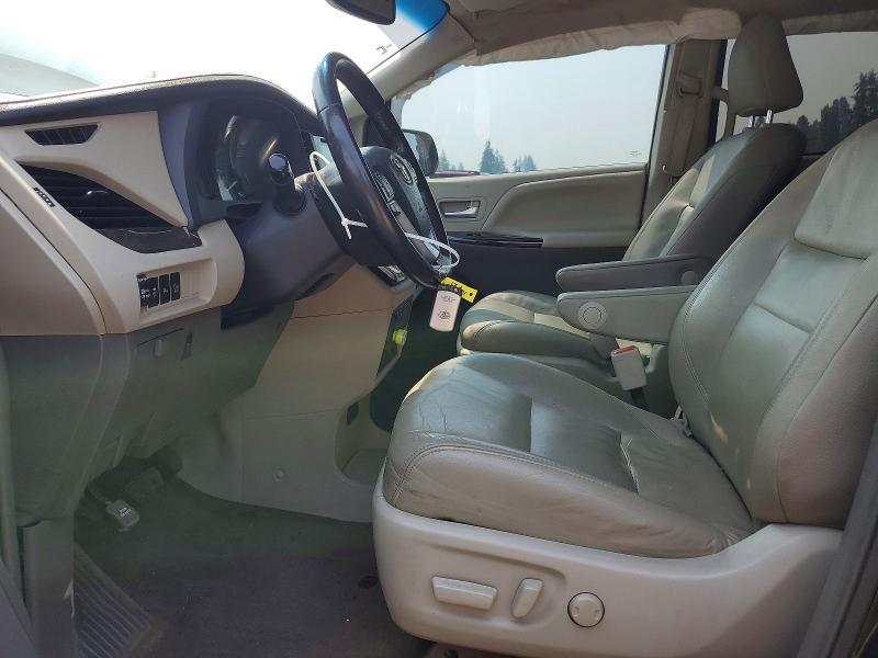 Photo 7 from auction – 2017 TOYOTA SIENNA with VIN 5TDDZ3DC6HS163354