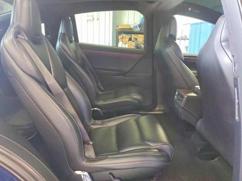 Photo 11 from auction – 2018 TESLA MODEL X with VIN 5YJXCBE43JF122089