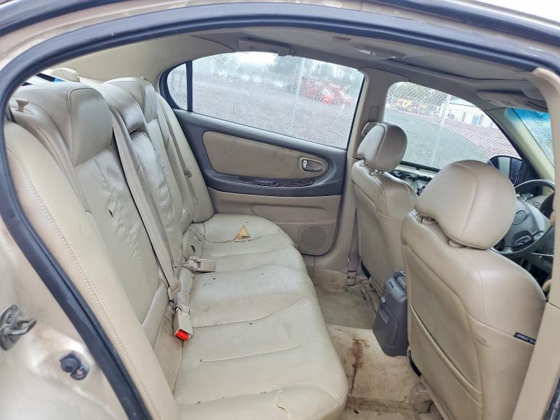 Снимка 10 от търг – 2001 NISSAN MAXIMA с VIN JN1CA31A01T106387