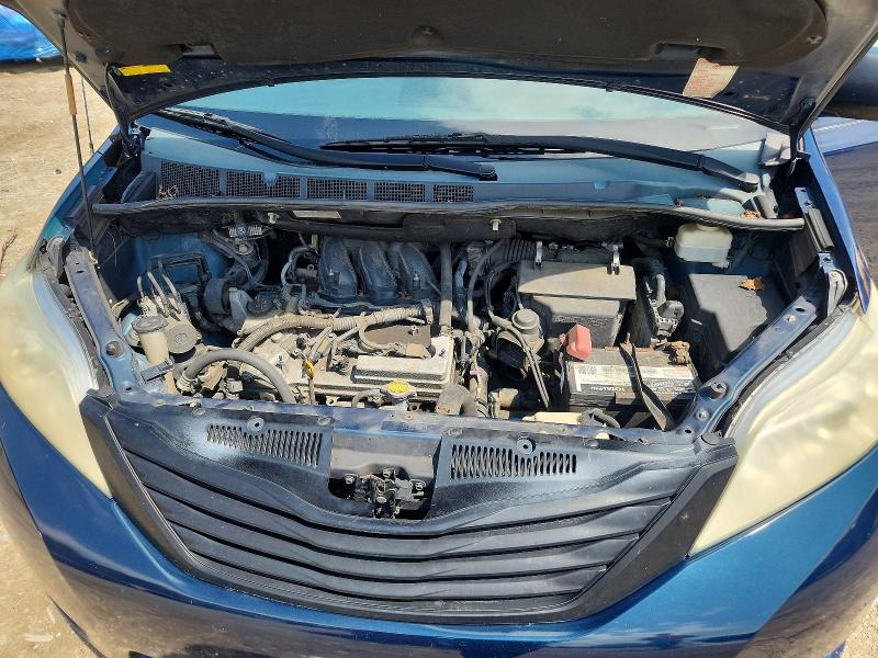 Photo 12 from auction – 2012 TOYOTA SIENNA with VIN 5TDZK3DC9CS222089