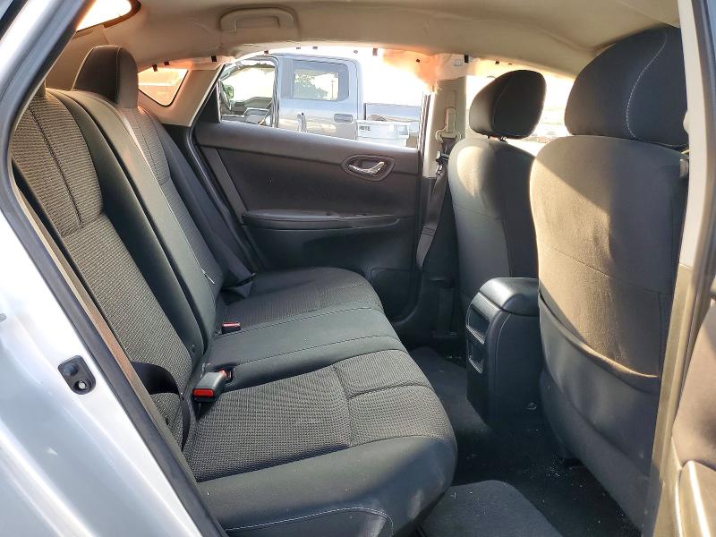 Photo 10 from auction – 2017 NISSAN SENTRA with VIN 3N1AB7AP3HY380393
