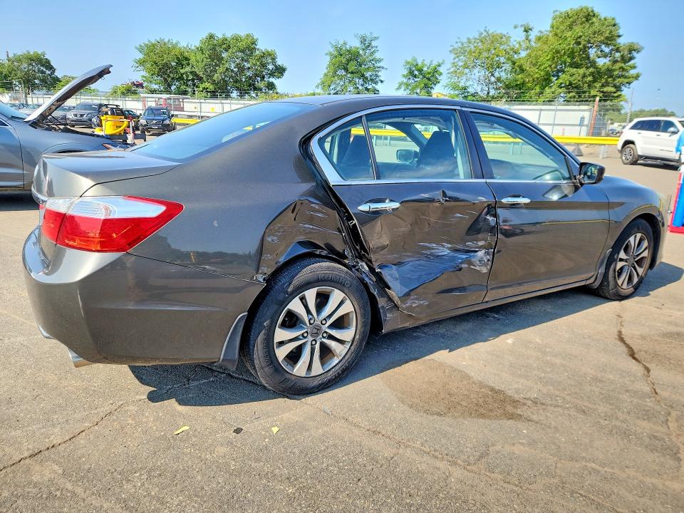 Photo 3 from auction – 2013 HONDA ACCORD with VIN 1HGCR2F3XDA056481