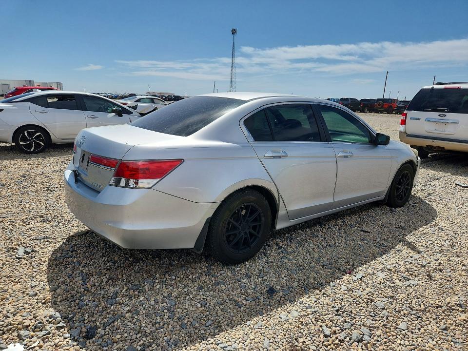 Photo 3 from auction – 2012 HONDA ACCORD with VIN 1HGCP2F69CA019436
