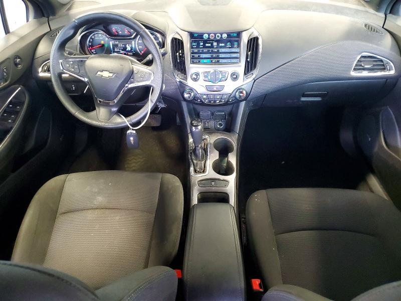 Photo 8 from auction – 2017 CHEVROLET CRUZE with VIN 3G1BE6SM9HS546970