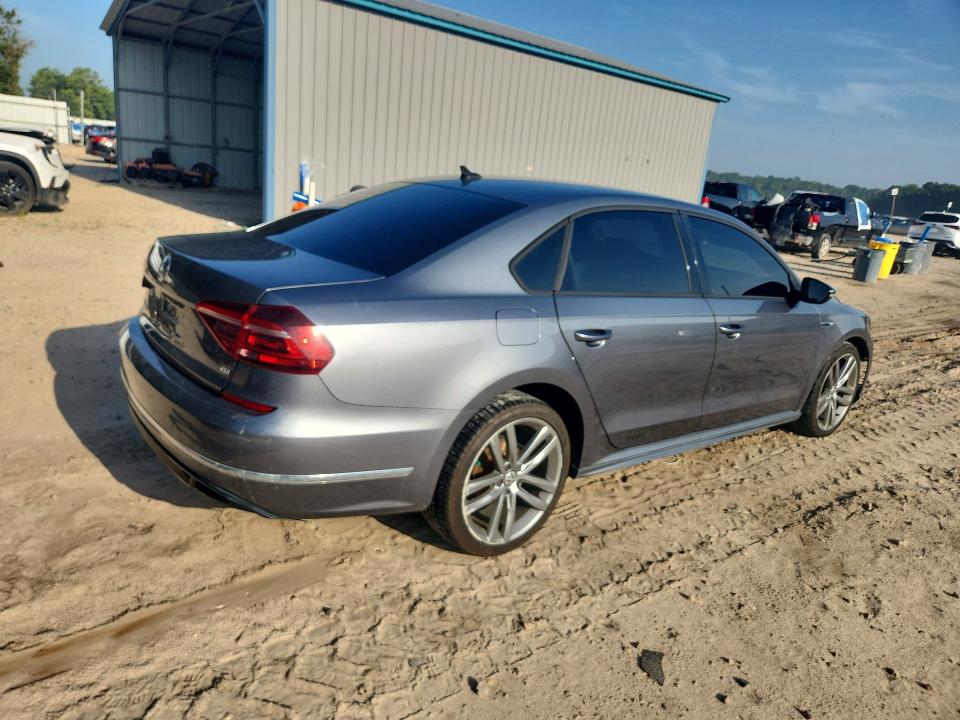 Photo 3 from auction – 2018 VOLKSWAGEN PASSAT with VIN 1VWAA7A39JC028458