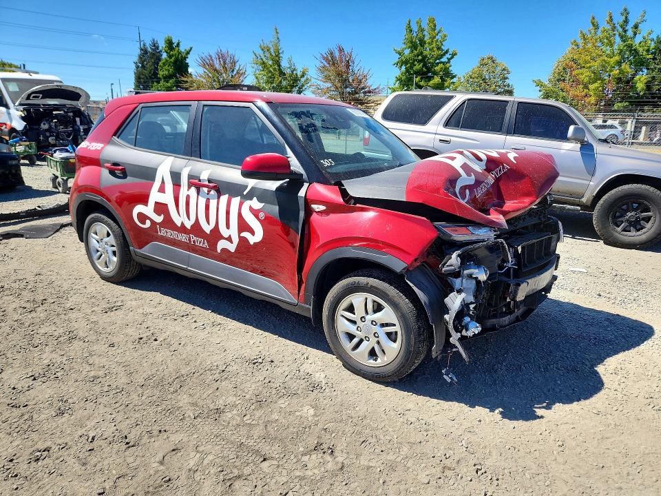 Photo 4 from auction – 2022 HYUNDAI VENUE with VIN KMHRB8A30NU147729