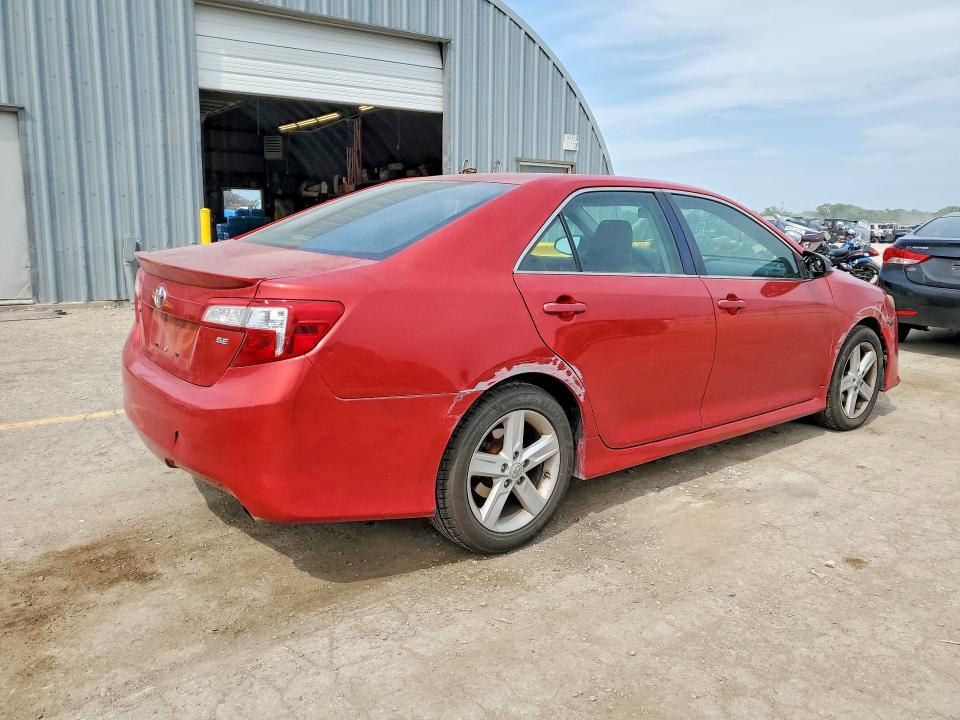 Photo 3 from auction – 2013 TOYOTA CAMRY with VIN 4T1BF1FK8DU676244