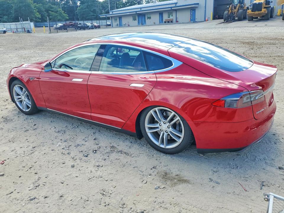 Photo 2 from auction – 2013 TESLA MODEL S with VIN 5YJSA1CN3DFP09760