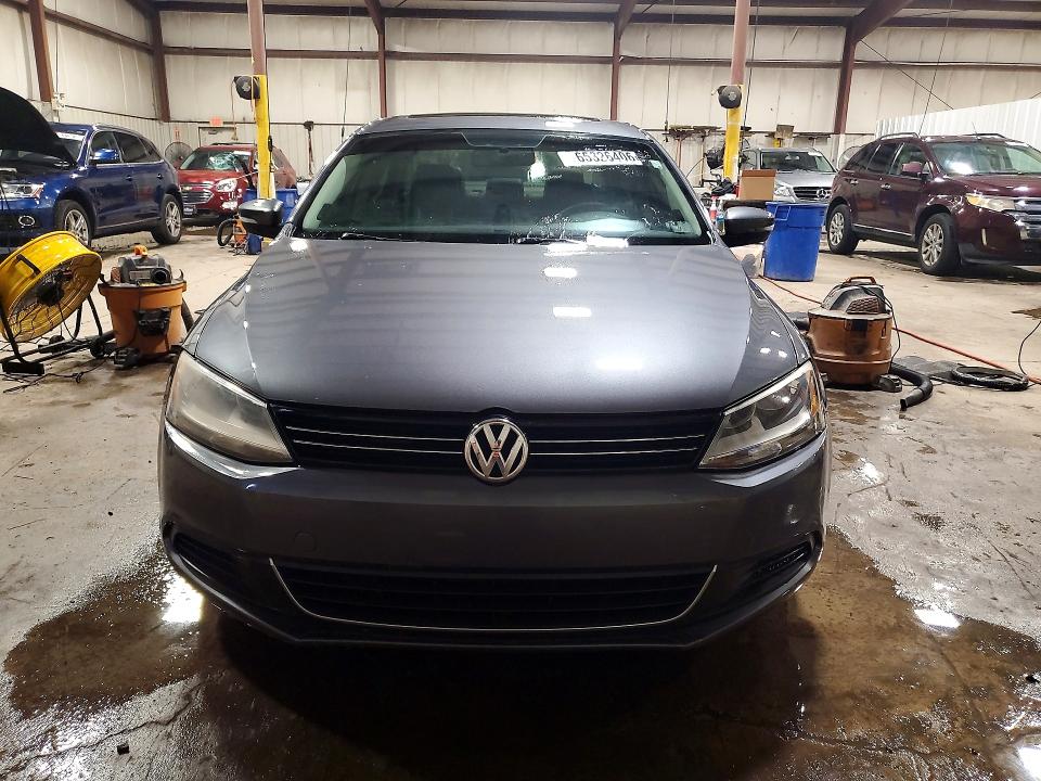 Photo 5 from auction – 2013 VOLKSWAGEN JETTA with VIN 3VWLL7AJ2DM439334