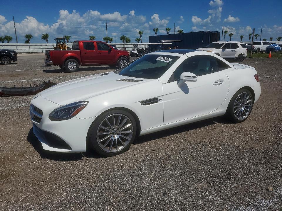 2018 MERCEDES-BENZ SLC