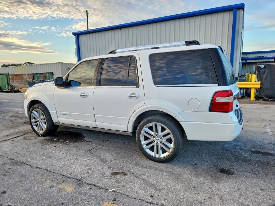 Снимка 2 от търг – 2015 FORD EXPEDITION с VIN 1FMJU1LT2FEF40347