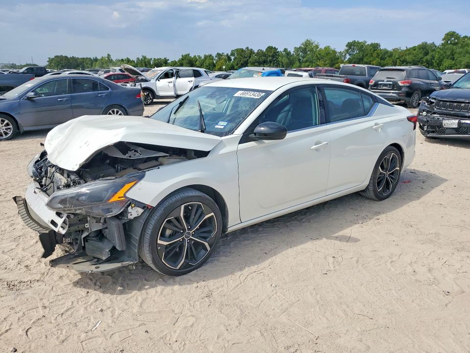 NISSAN ALTIMA 2024 with VIN 1N4BL4CV9RN370142 - Photo from auction