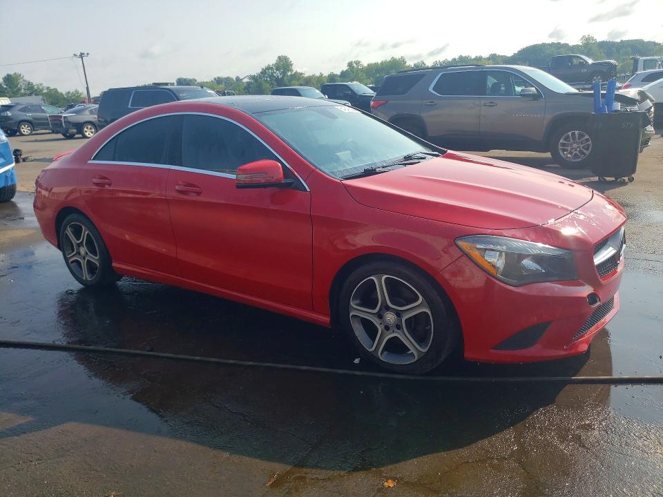 Photo 4 from auction – 2014 MERCEDES-BENZ CLA with VIN WDDSJ4EB8EN104002