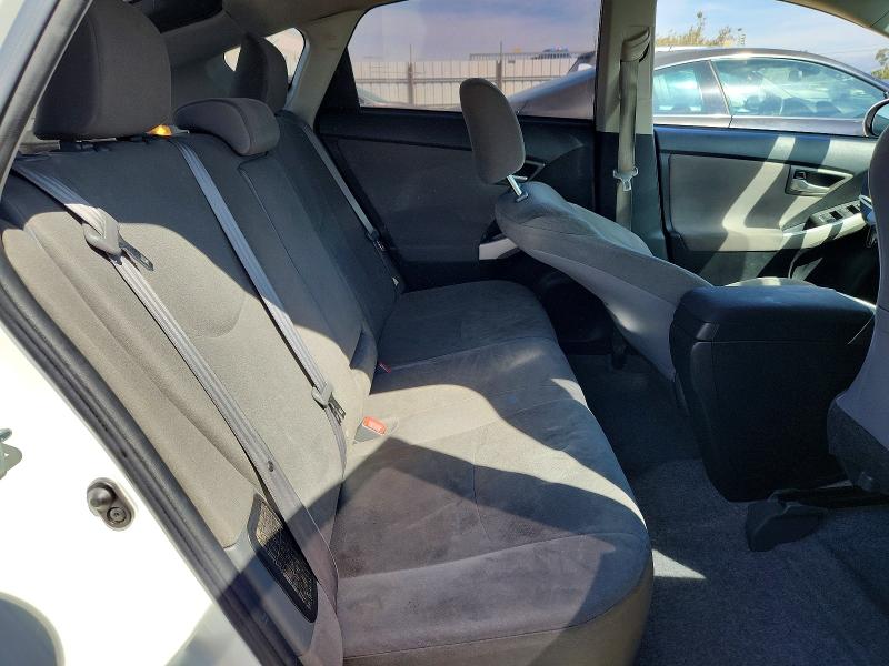 Photo 10 from auction – 2014 TOYOTA PRIUS with VIN JTDKN3DU2E1771070