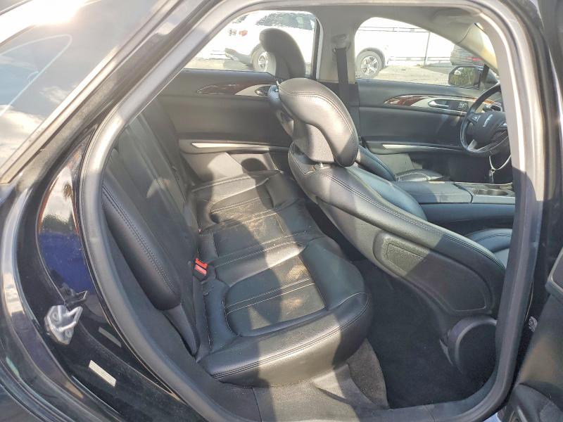 Photo 10 from auction – 2016 LINCOLN MKZ with VIN 3LN6L2G94GR631437
