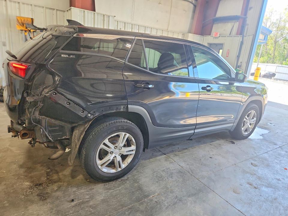 Photo 3 from auction – 2019 GMC TERRAIN with VIN 3GKALMEV0KL145153