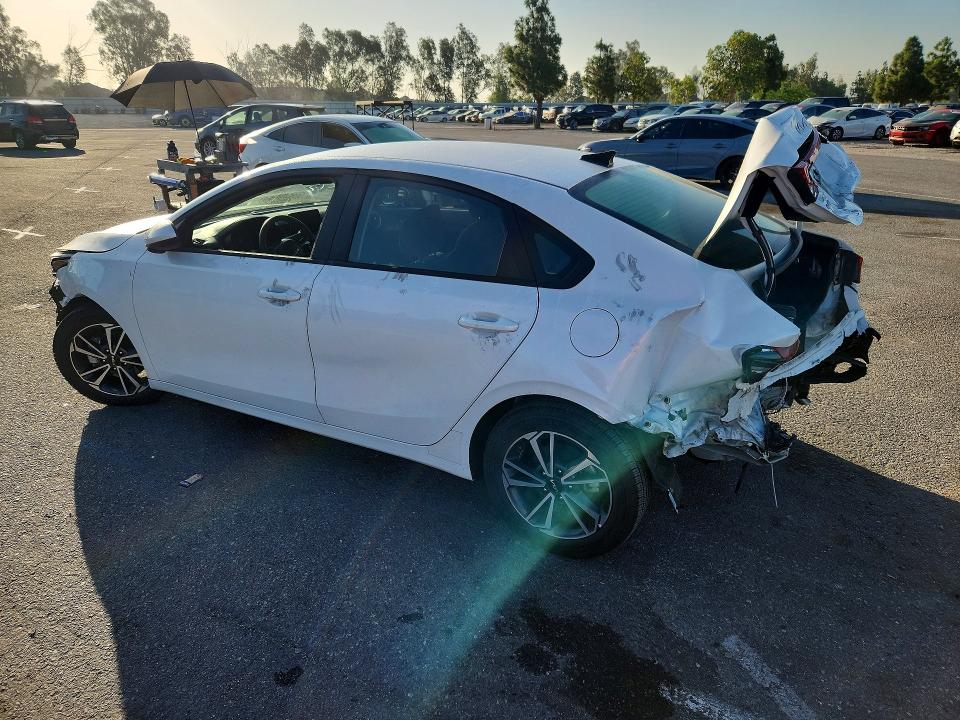 Photo 2 from auction – 2022 KIA FORTE with VIN 3KPF24AD9NE503960