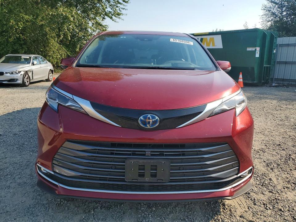 Photo 5 from auction – 2022 TOYOTA SIENNA with VIN 5TDESKFC3NS052952