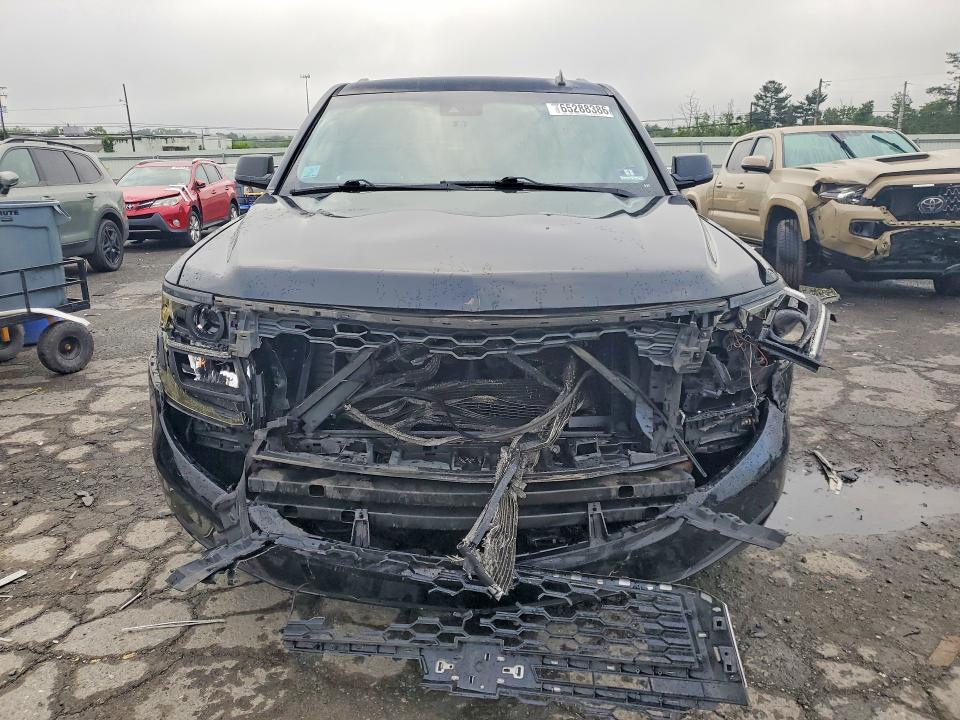 Photo 5 from auction – 2015 CHEVROLET SUBURBAN with VIN 1GNSKJKC2FR227203