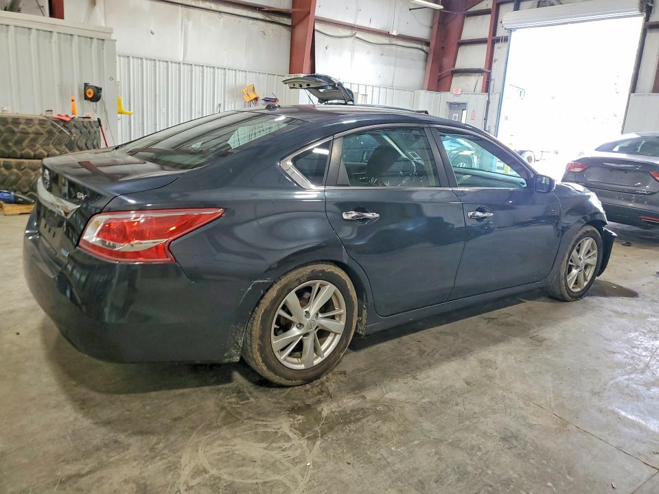 Photo 3 from auction – 2013 NISSAN ALTIMA with VIN 1N4AL3AP0DC119167