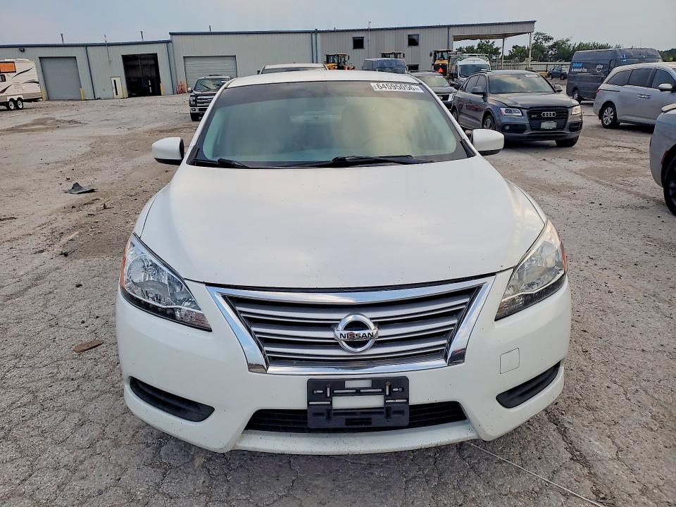 Photo 5 from auction – 2014 NISSAN SENTRA with VIN 3N1AB7AP8EL678091