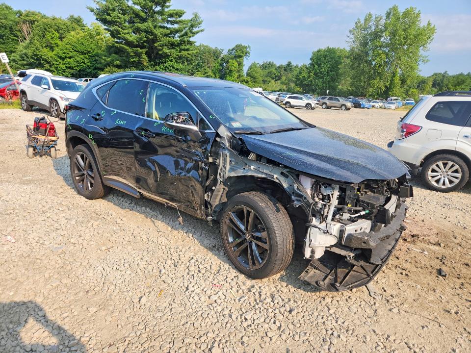Photo 4 from auction – 2022 LEXUS NX with VIN JTJHKCFZ6N2000582