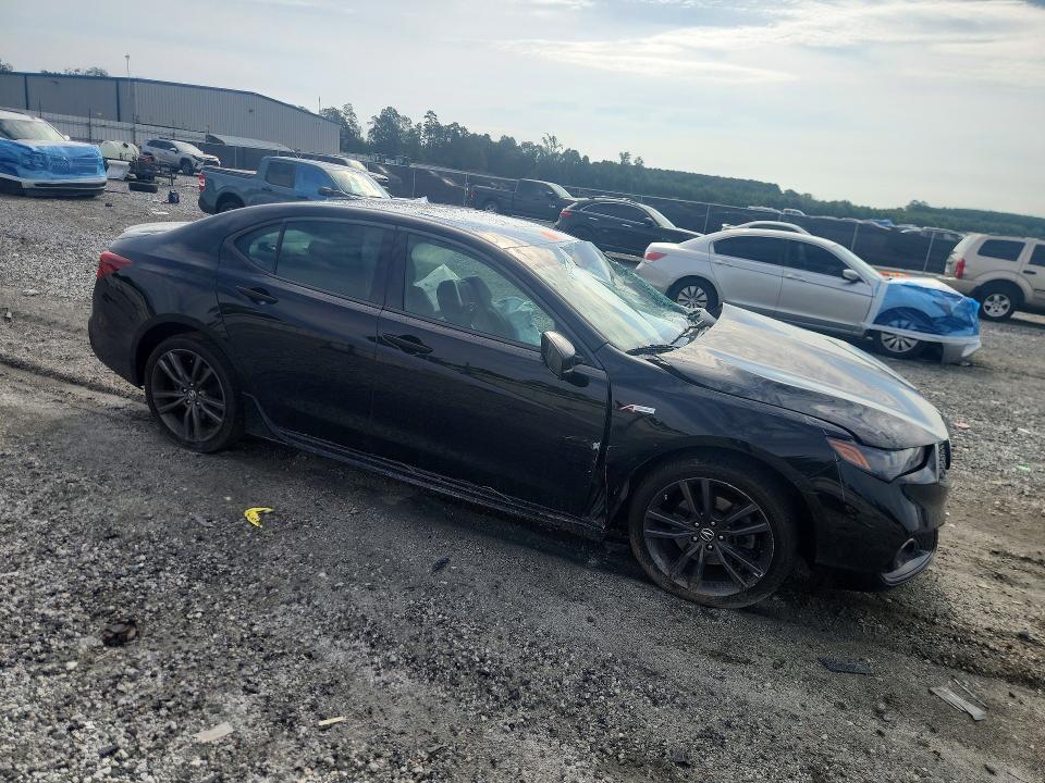 Photo 4 from auction – 2018 ACURA TLX with VIN 19UUB3F6XJA006930
