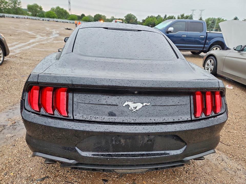 Photo 6 from auction – 2018 FORD MUSTANG with VIN 1FA6P8TH8J5159185
