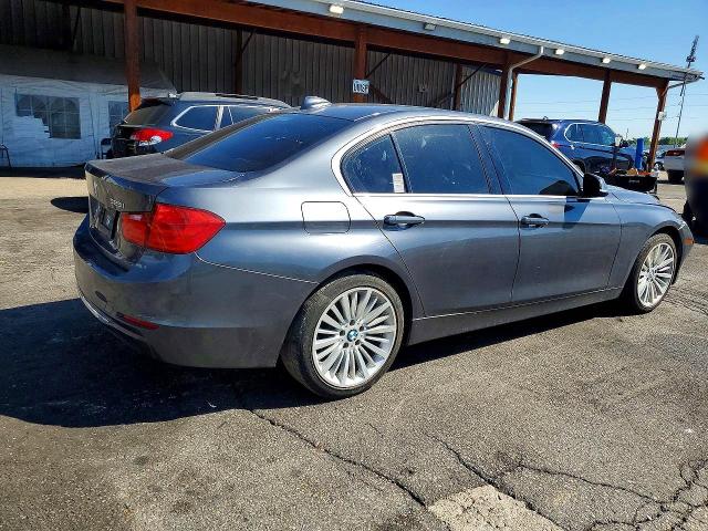 Photo 3 from auction – 2015 BMW 328 with VIN WBA3A5C51FF610541