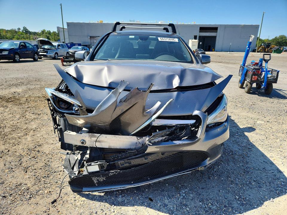 Photo 5 from auction – 2017 MERCEDES-BENZ CLA with VIN WDDSJ4GB2HN425034