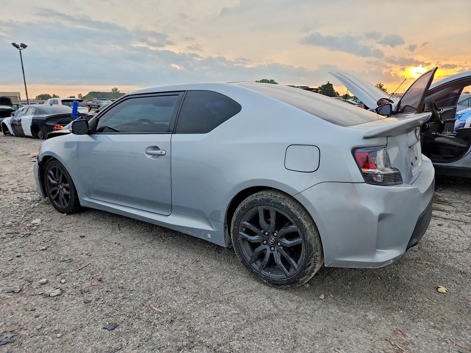 Photo 2 from auction – 2014 SCION TC with VIN JTKJF5C78E3070451