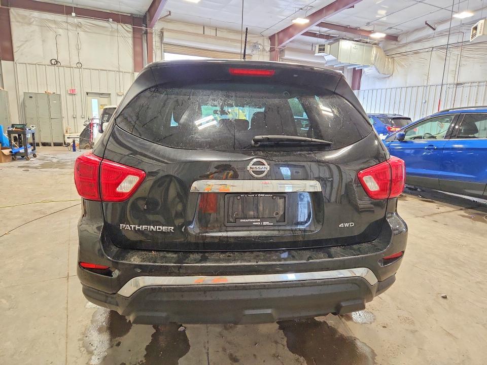 Photo 6 from auction – 2018 NISSAN PATHFINDER with VIN 5N1DR2MM5JC656738