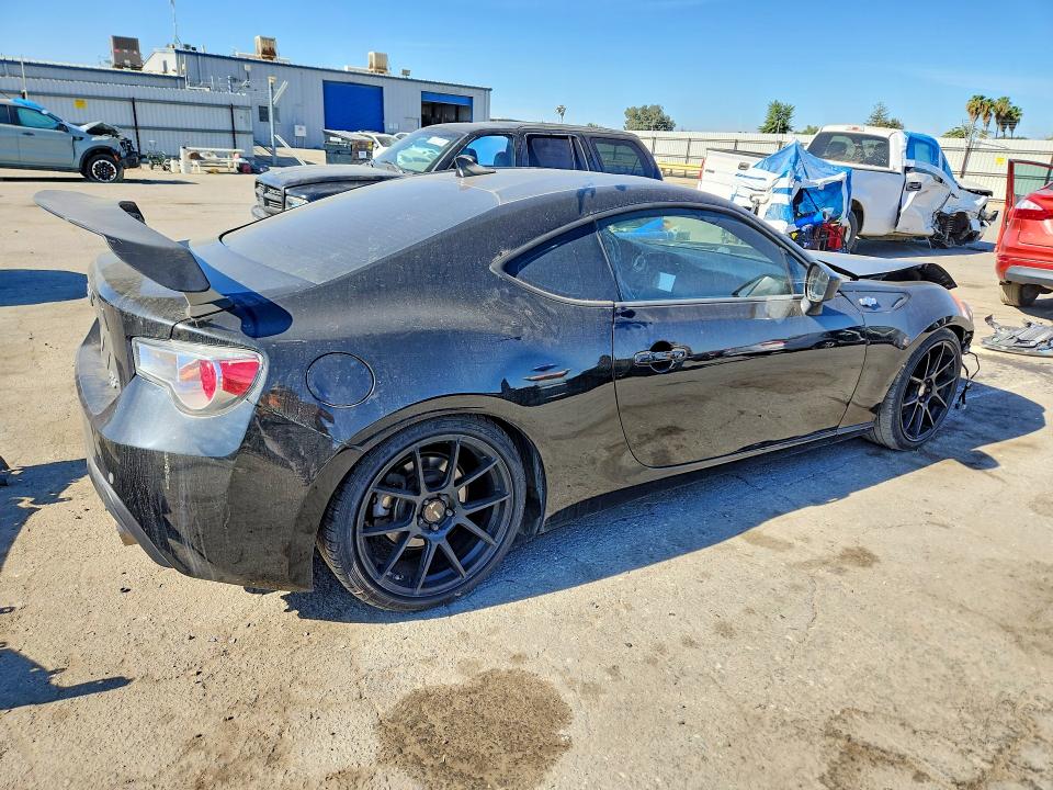 Photo 3 from auction – 2013 SCION FR-S with VIN JF1ZNAA12D2710670