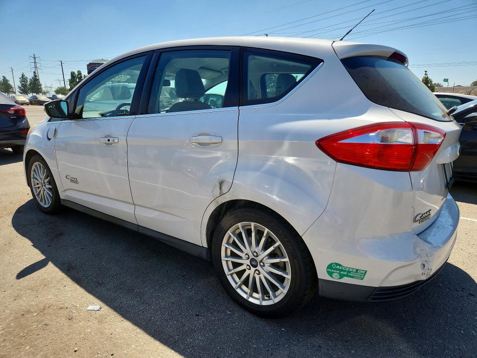 Photo 2 from auction – 2013 FORD C-MAX with VIN 1FADP5CU9DL521320