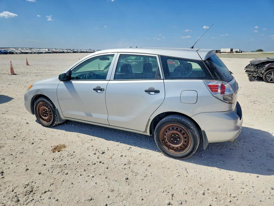 Photo 2 from auction – 2005 TOYOTA COROLLA MATRIX with VIN 2T1KR32EX5C463043