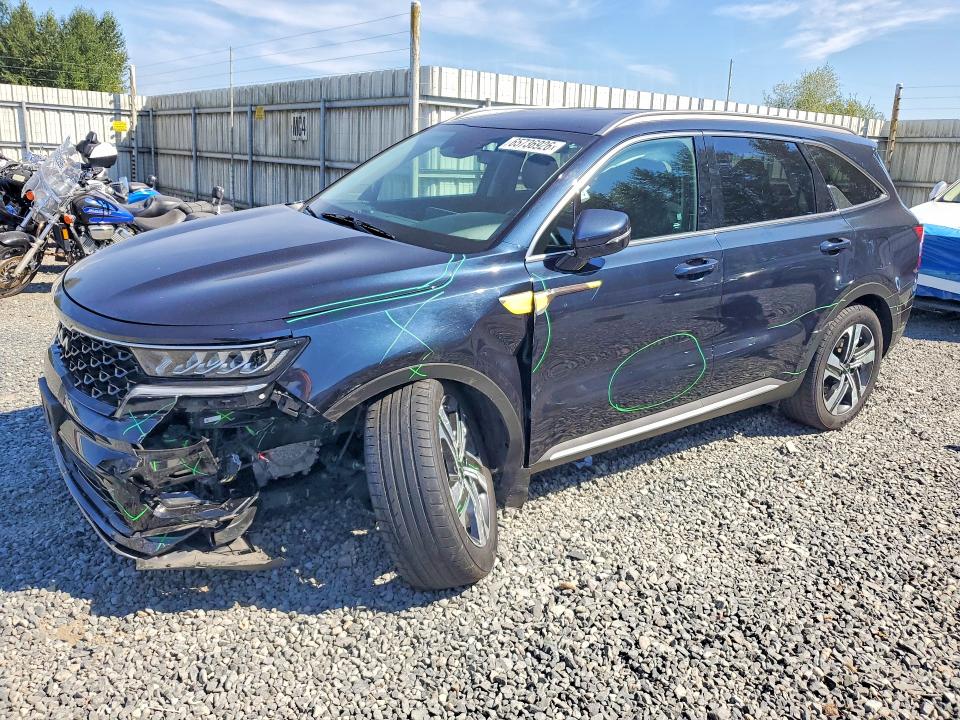 KIA SORENTO 2023 with VIN KNDRHDLG7P5174838 - Photo from auction
