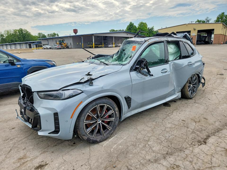 BMW X5 2026 with VIN 5UX23EU0XT9355988 - Photo from auction