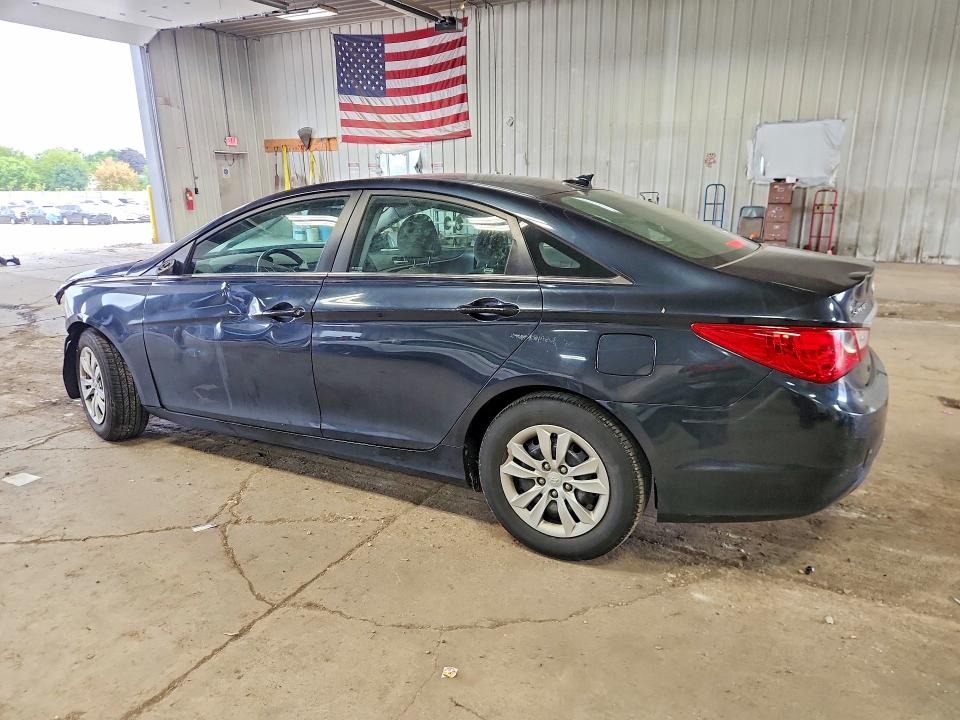 Снимка 2 от търг – 2012 HYUNDAI SONATA с VIN 5NPEB4AC2CH309931