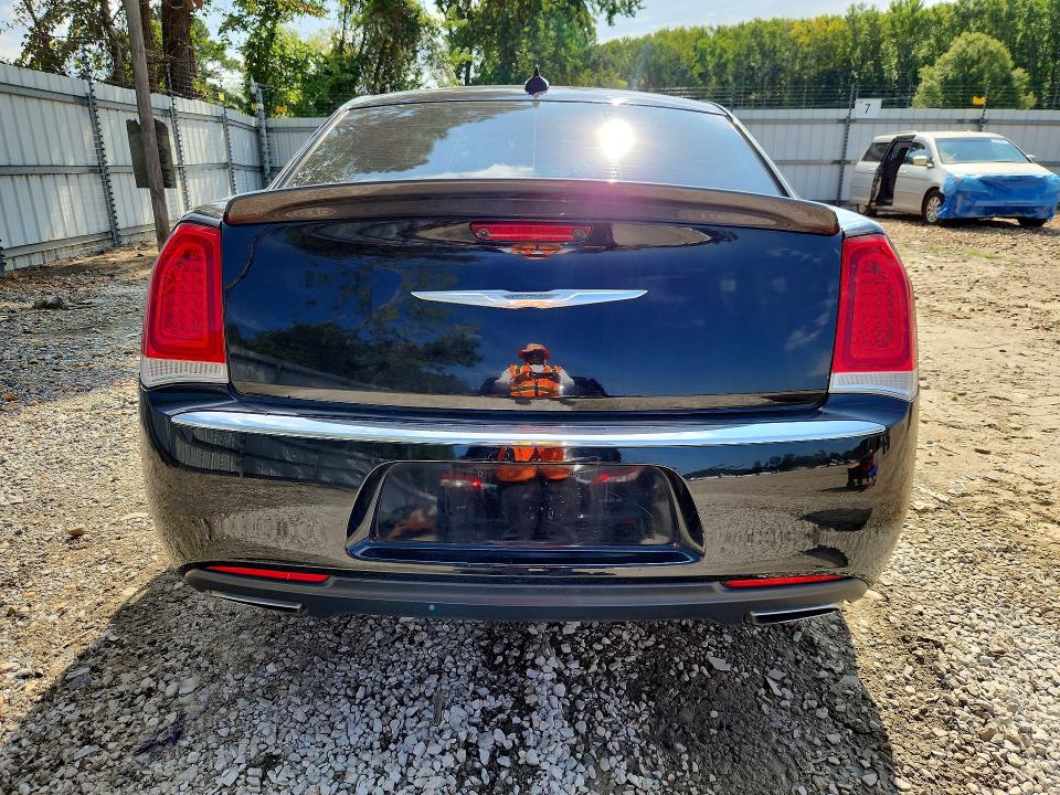 صورة رقم 6 من المزاد - 2016 CHRYSLER 300C مع VIN 2C3CCAEG6GH319896