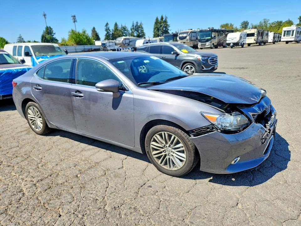 Photo 4 from auction – 2013 LEXUS ES with VIN JTHBK1GG4D2057550