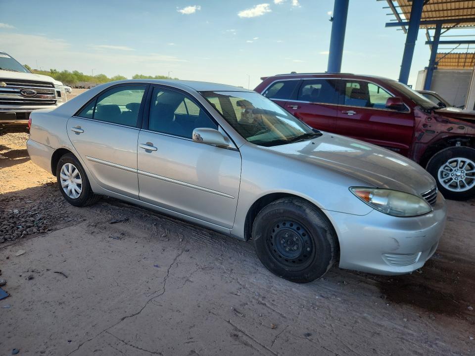 Photo 4 from auction – 2005 TOYOTA CAMRY with VIN 4T1BE32K75U043742