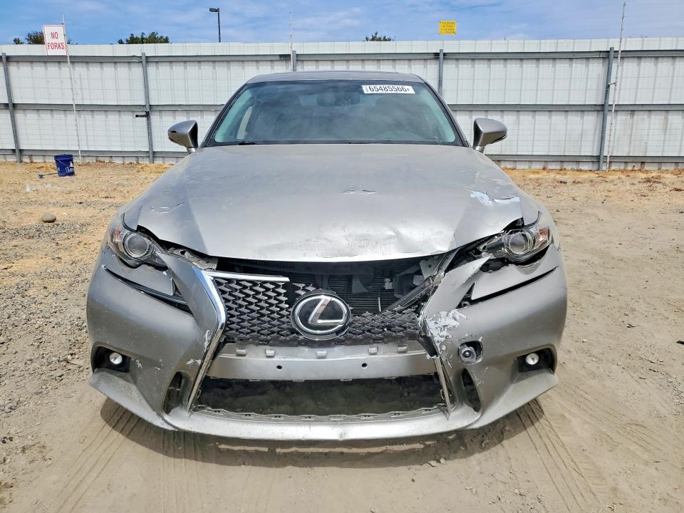 Photo 5 from auction – 2016 LEXUS IS with VIN JTHBA1D28G5019785