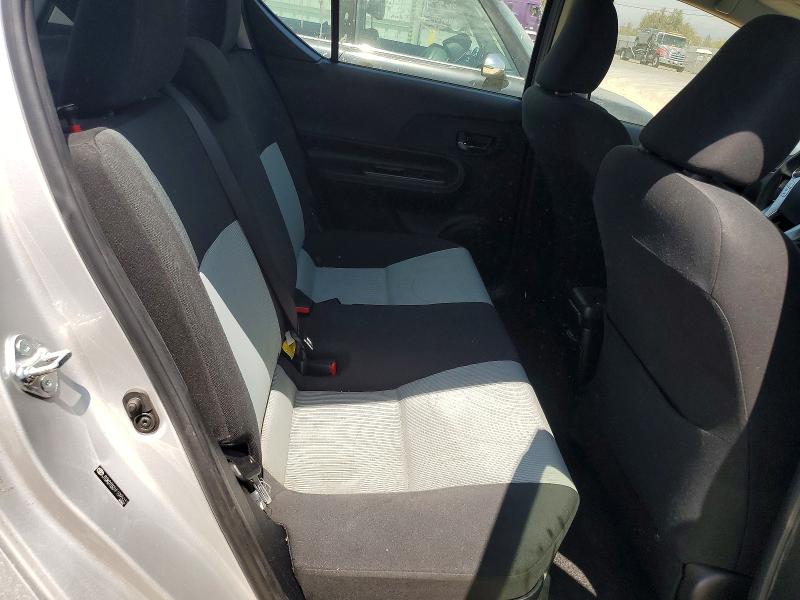 Photo 10 from auction – 2015 TOYOTA PRIUS C with VIN JTDKDTB31F1095032