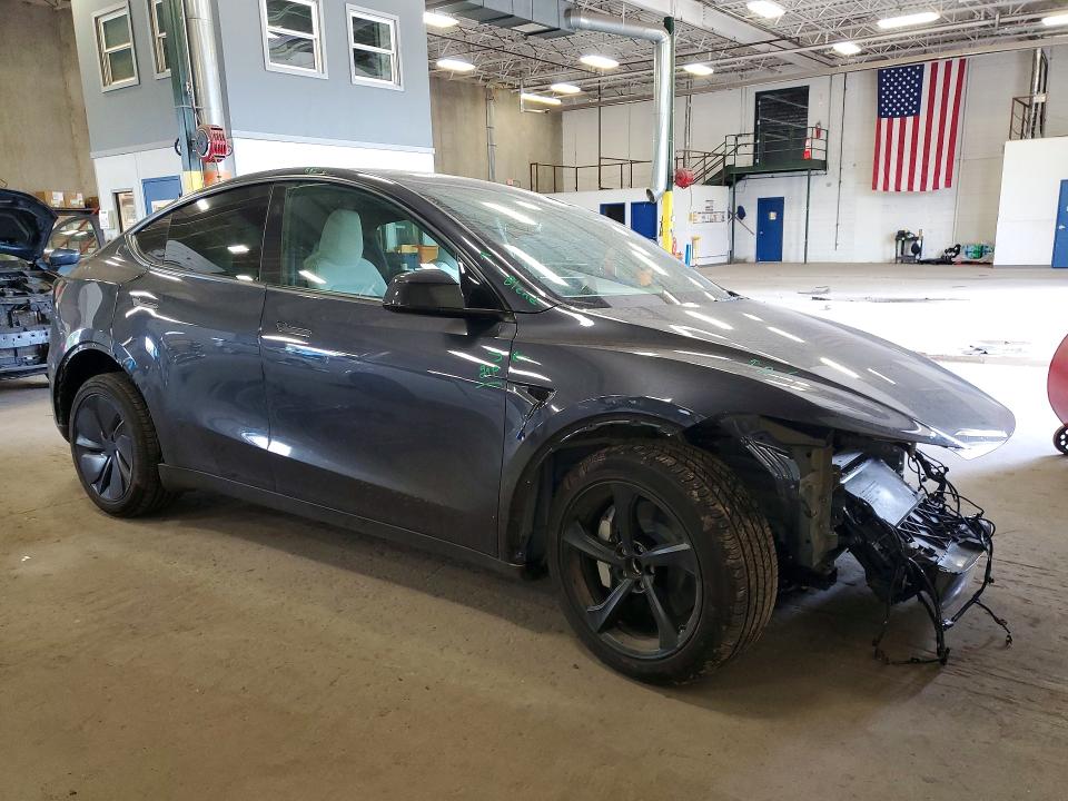 Zdjęcie 4 z aukcji – 2026 TESLA MODEL Y z VIN 7SAYGDED7TF601108