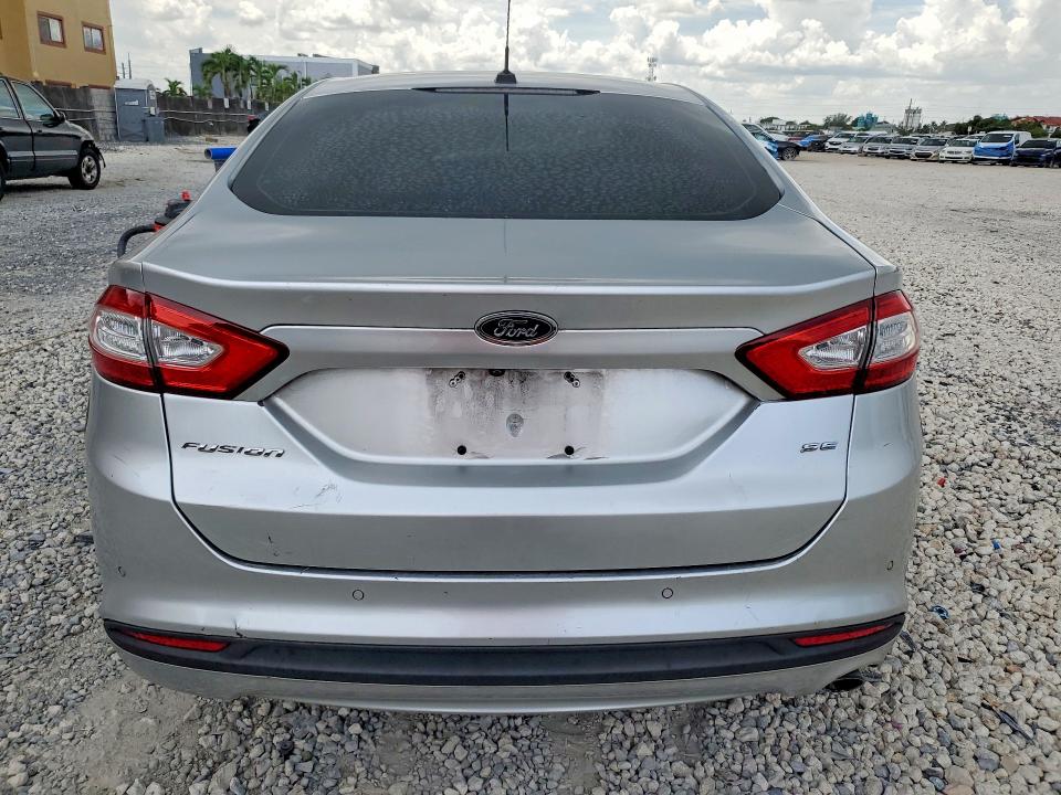 Zdjęcie 6 z aukcji – 2016 FORD FUSION z VIN 3FA6P0H78GR266910