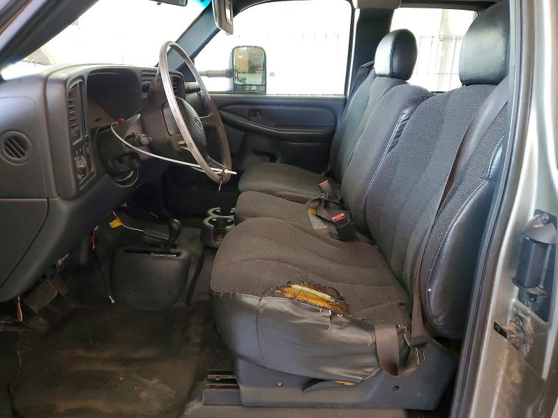 Photo 7 from auction – 2002 CHEVROLET SILVERADO with VIN 1GCGK29U92Z321818