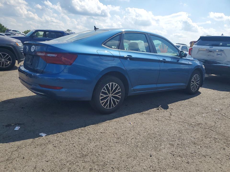 Photo 3 from auction – 2021 VOLKSWAGEN JETTA with VIN 3VWC57BU0MM099541
