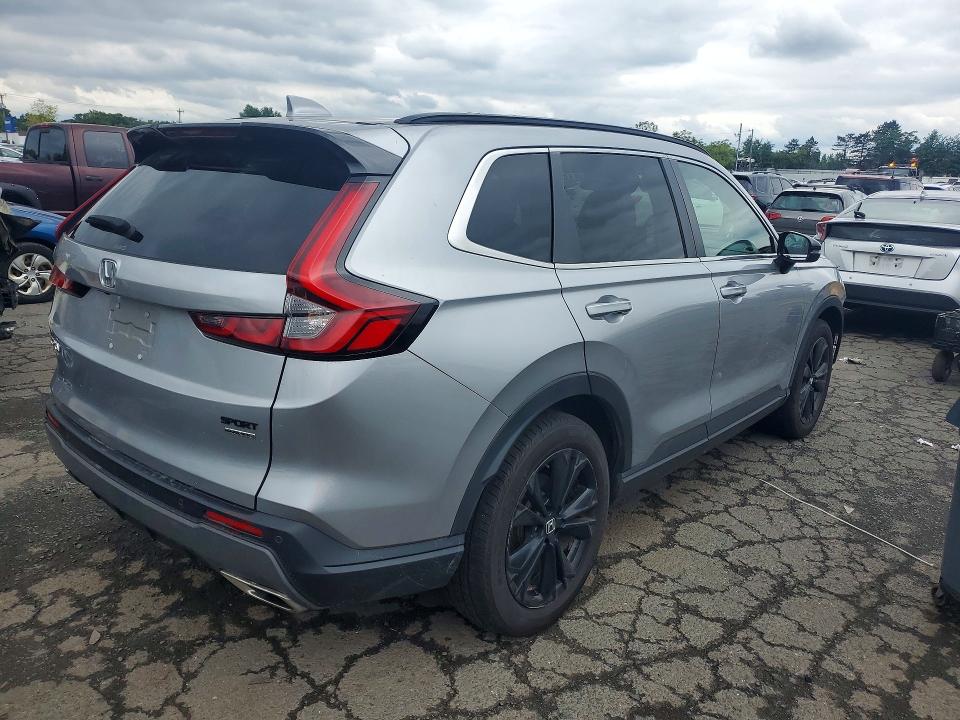 Photo 3 from auction – 2024 HONDA CR-V with VIN 2HKRS6H97RH807221